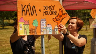 Bolevec ožil zpěvem, hudbou, rozhovory i vůní kávy či opečeného buřtu! / 1