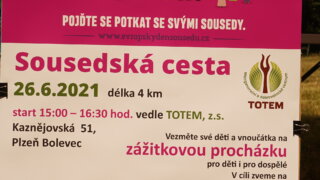 Bolevec ožil zpěvem, hudbou, rozhovory i vůní kávy či opečeného buřtu! / 12
