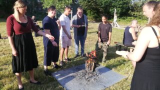 Bolevec ožil zpěvem, hudbou, rozhovory i vůní kávy či opečeného buřtu! / 113