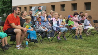 Bolevec ožil zpěvem, hudbou, rozhovory i vůní kávy či opečeného buřtu! / 72