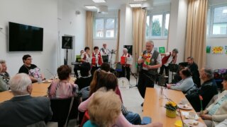 Oslava MDŽ se Seniorkapelou / 11