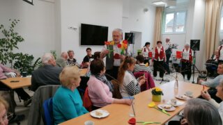 Oslava MDŽ se Seniorkapelou / 8