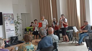 Hudební odpoledne se Seniorkapelou / 7