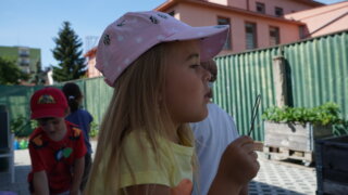 Mezigenerační zahradničení / 25