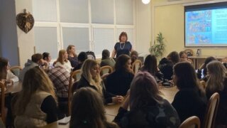 Pobyt na „intru“ jako příležitost udělat něco pro druhé Pobyt na „intru“ jako příležitost udělat něco pro druhé / TOTEM Dobrovolníci