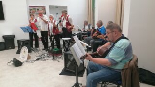Hudební odpoledne se Seniorkapelou / 3