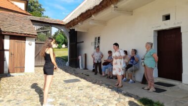 Selský dvůr u Matoušů – venkovská idyla uprostřed města / TOTEM Senioři