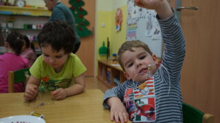 Mezigenerační setkání s Kytičkou - drátování / 4