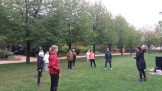 Čchi-kung v Habrmannově parku / 1
