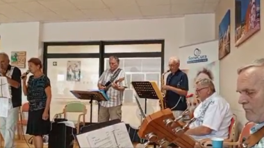 Hudební odpoledne se SeniorBandem / TOTEM