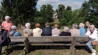 Sejdeme se u lavičky / 3