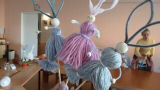 Velikonoce klepou na dveře: U společného stolu ožily tradice i radost z tvoření / TOTEM Místo setkávání se