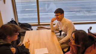 Kompas v solné jeskyni / 4