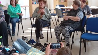 Březen s dětmi ze 33. základní školy ze Skvrňan / TOTEM 