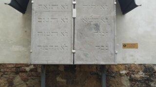 Návštěva Staré synagogy: poznání historie a tradic židovské komunity v Plzni / 11