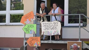 Sousedský jarmark opět propojil generace a sousedy / TOTEM Místo setkávání se
