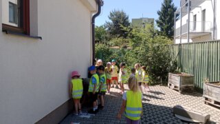 Květnová setkání dětí a seniorů / 18