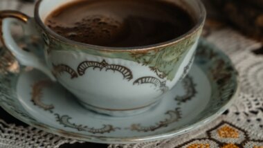 Setkání u kávy / TOTEM 