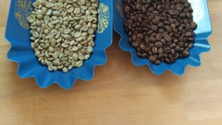 Pohodové odpoledne s vůní čerstvé kávy: Navštívili jsme rodinnou pražírnu Coffee77 / 4
